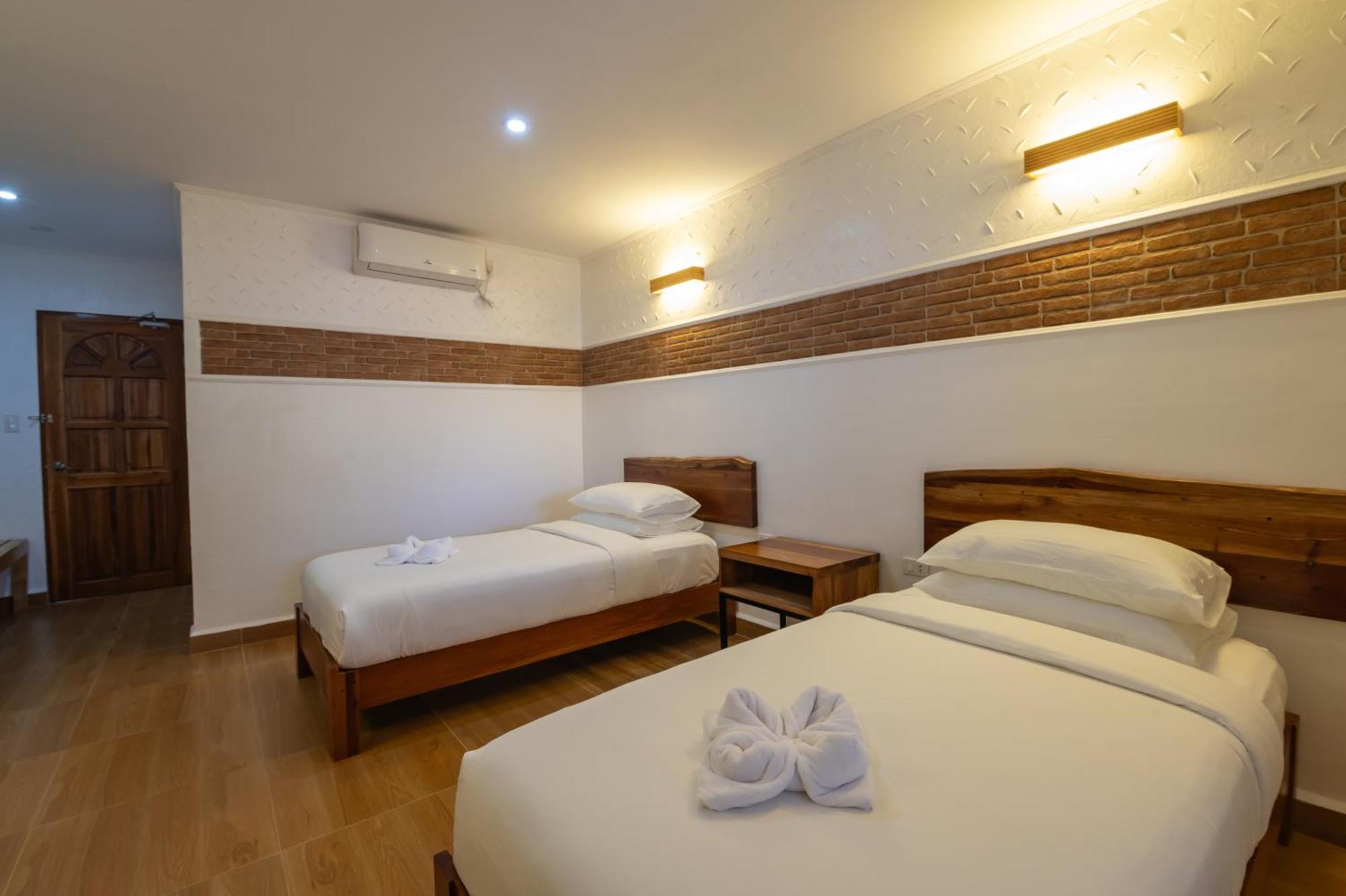 Alona Garden Suites Panglao Exterior foto